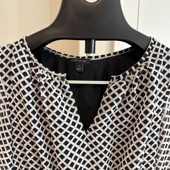 Like New Ann Taylor Size 0 Black and White Mini Dress - Picture 6 of 7